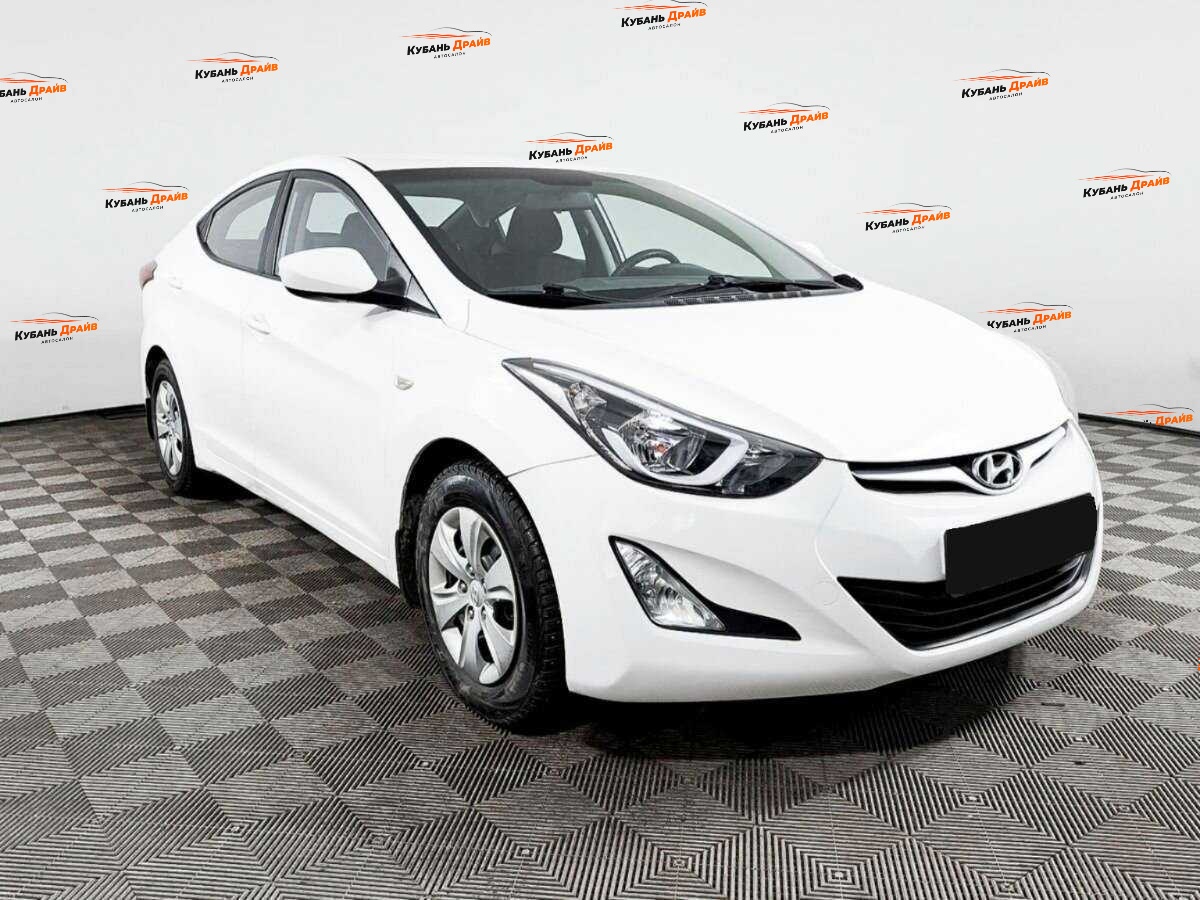 Hyundai Elantra 2015 года с пробегом. Фото: #2