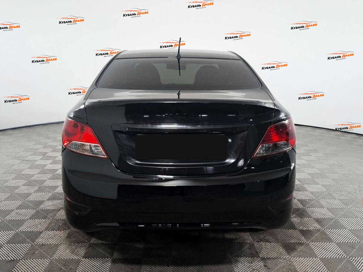 Hyundai Solaris 2012 года с пробегом. Фото: #4