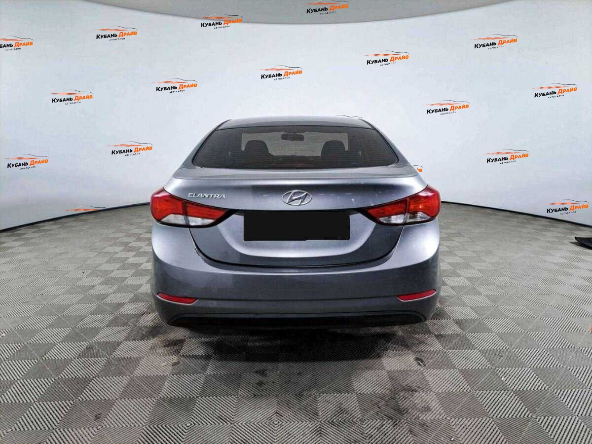 Hyundai Elantra 2015 года с пробегом. Фото: #5