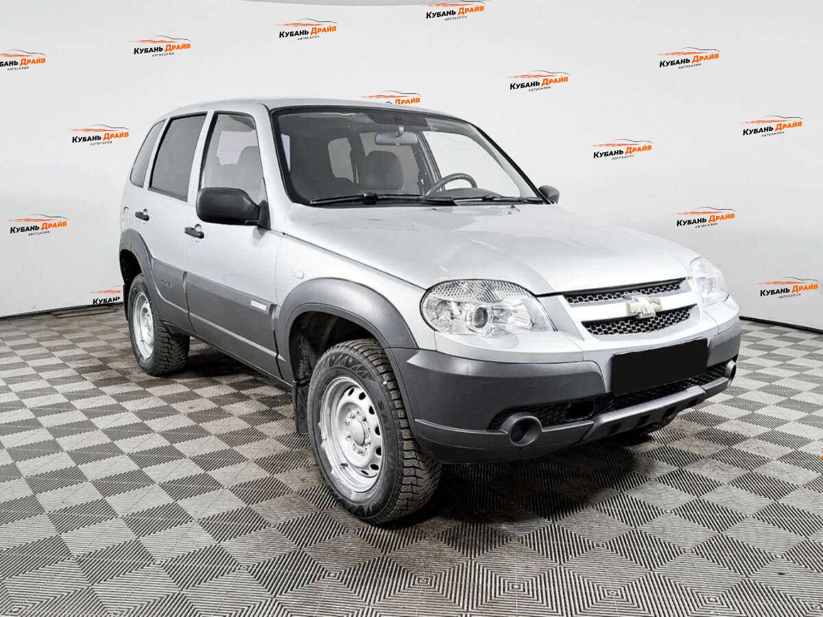 Chevrolet Niva 2013 года с пробегом. Фото: #2