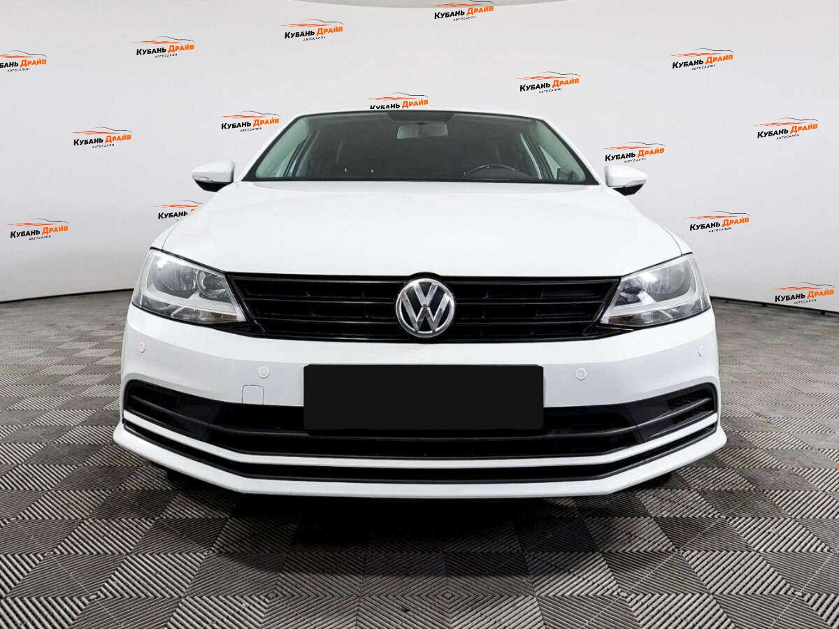 Volkswagen Jetta 2018 года с пробегом. Фото: #1