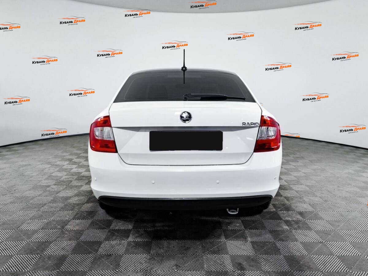 Skoda Rapid 2017 года с пробегом. Фото: #5