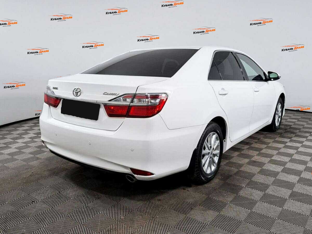 Toyota Camry 2016 года с пробегом. Фото: #3