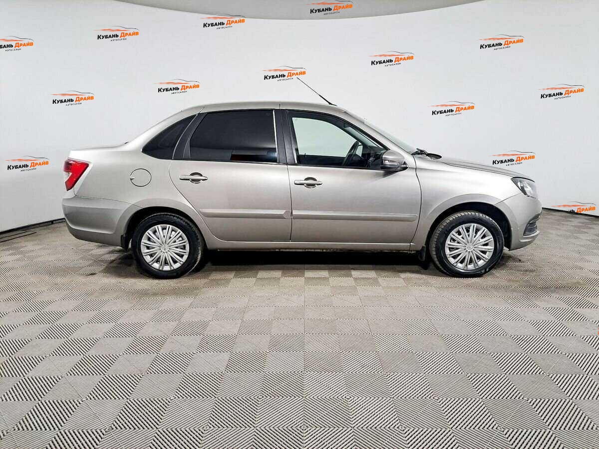 Lada (ВАЗ) Granta 2019 года с пробегом. Фото: #3