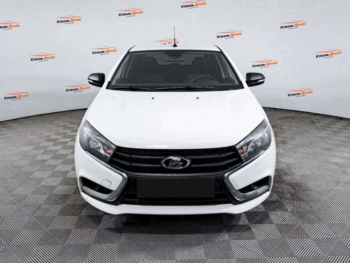 Lada (ВАЗ) Vesta 2021 года с пробегом. Фото: #1