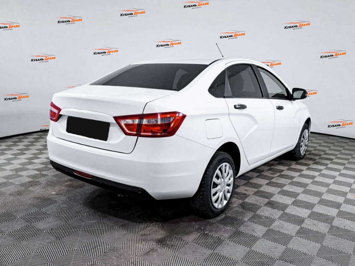 Lada (ВАЗ) Vesta 2021 года с пробегом. Фото: #3