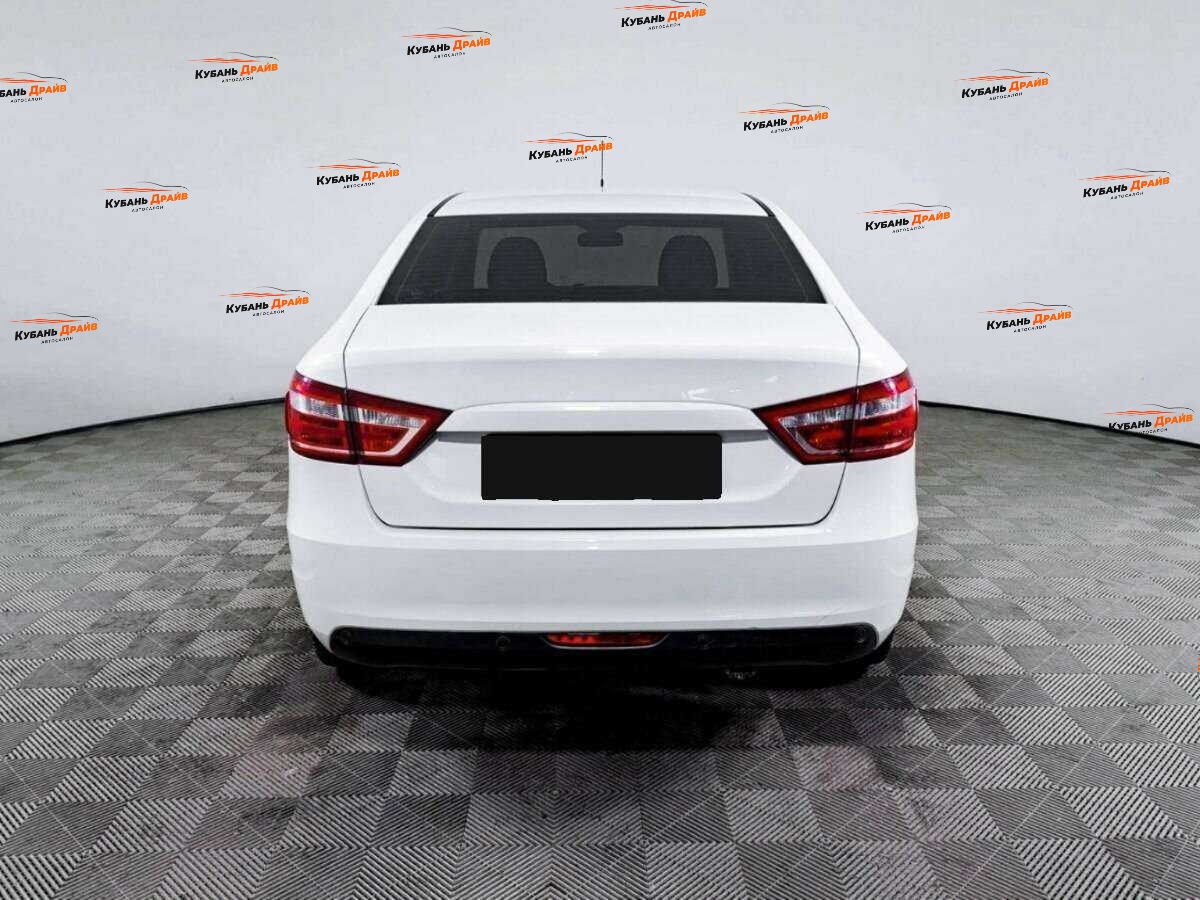 Lada (ВАЗ) Vesta 2021 года с пробегом. Фото: #4