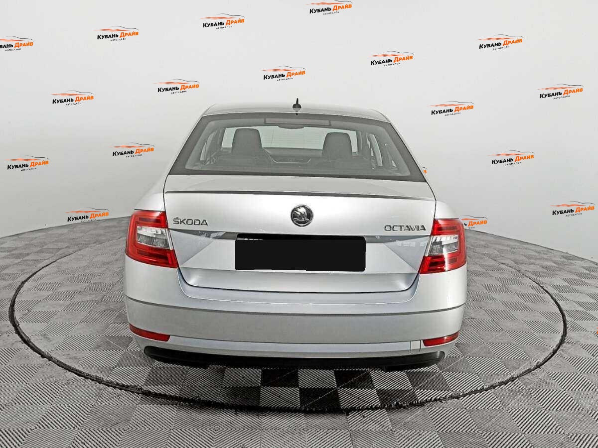 Skoda Octavia 2017 года с пробегом. Фото: #4