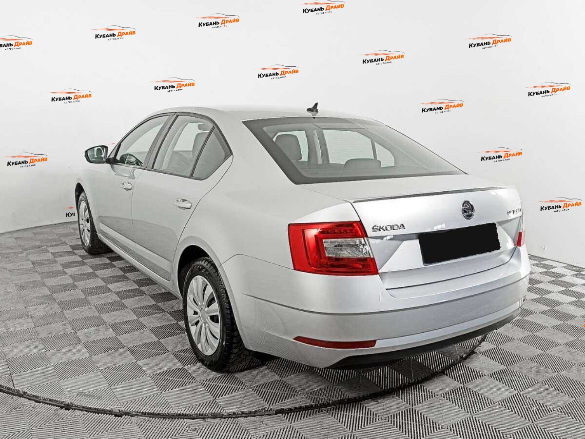 Skoda Octavia 2017 года с пробегом. Фото: #5