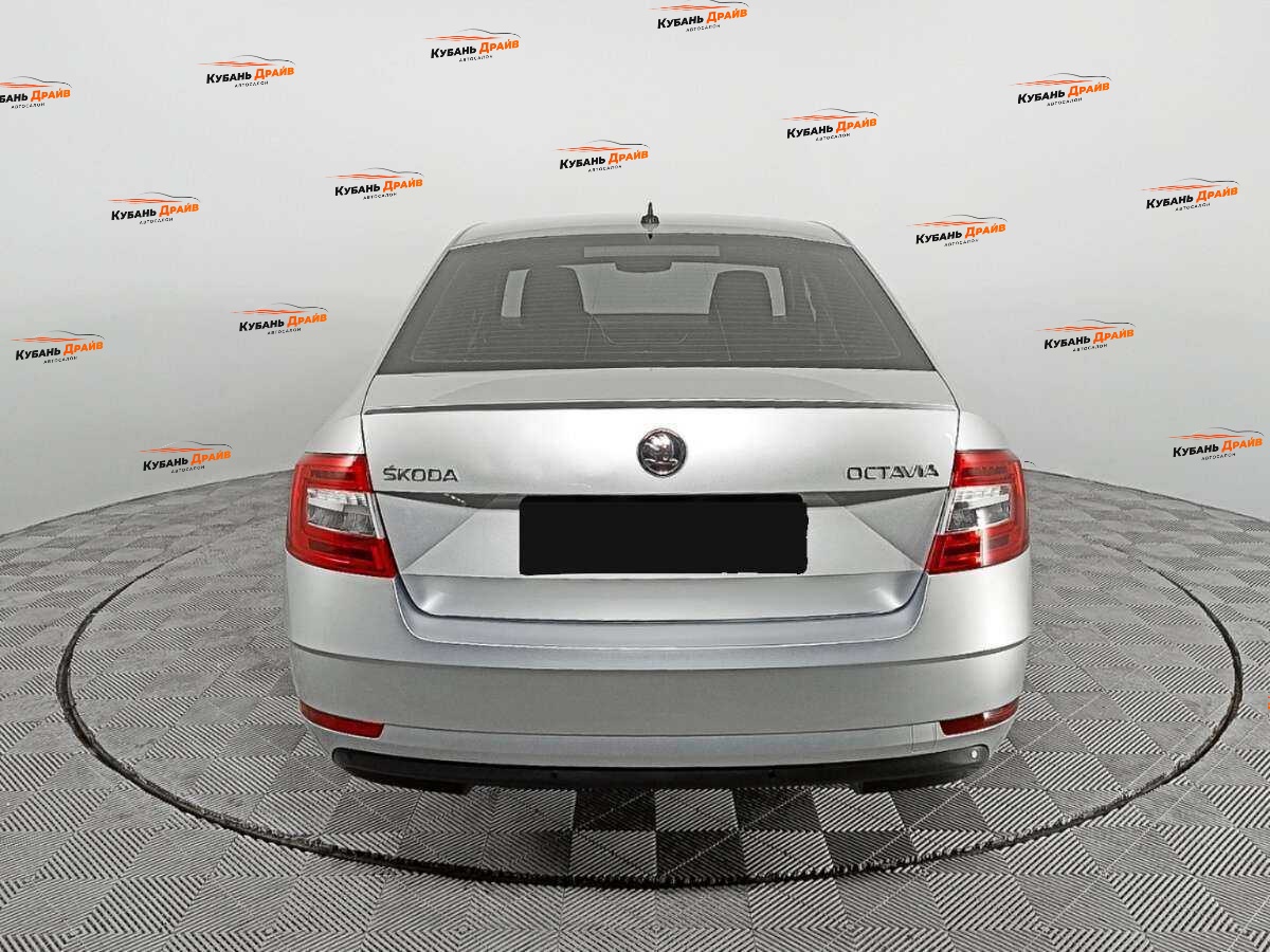 Skoda Octavia 2018 года с пробегом. Фото: #5
