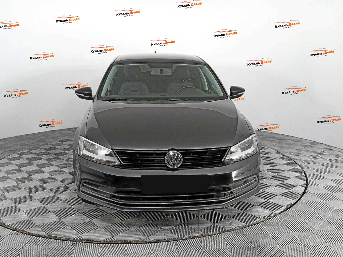 Volkswagen Jetta 2018 года с пробегом. Фото: #1