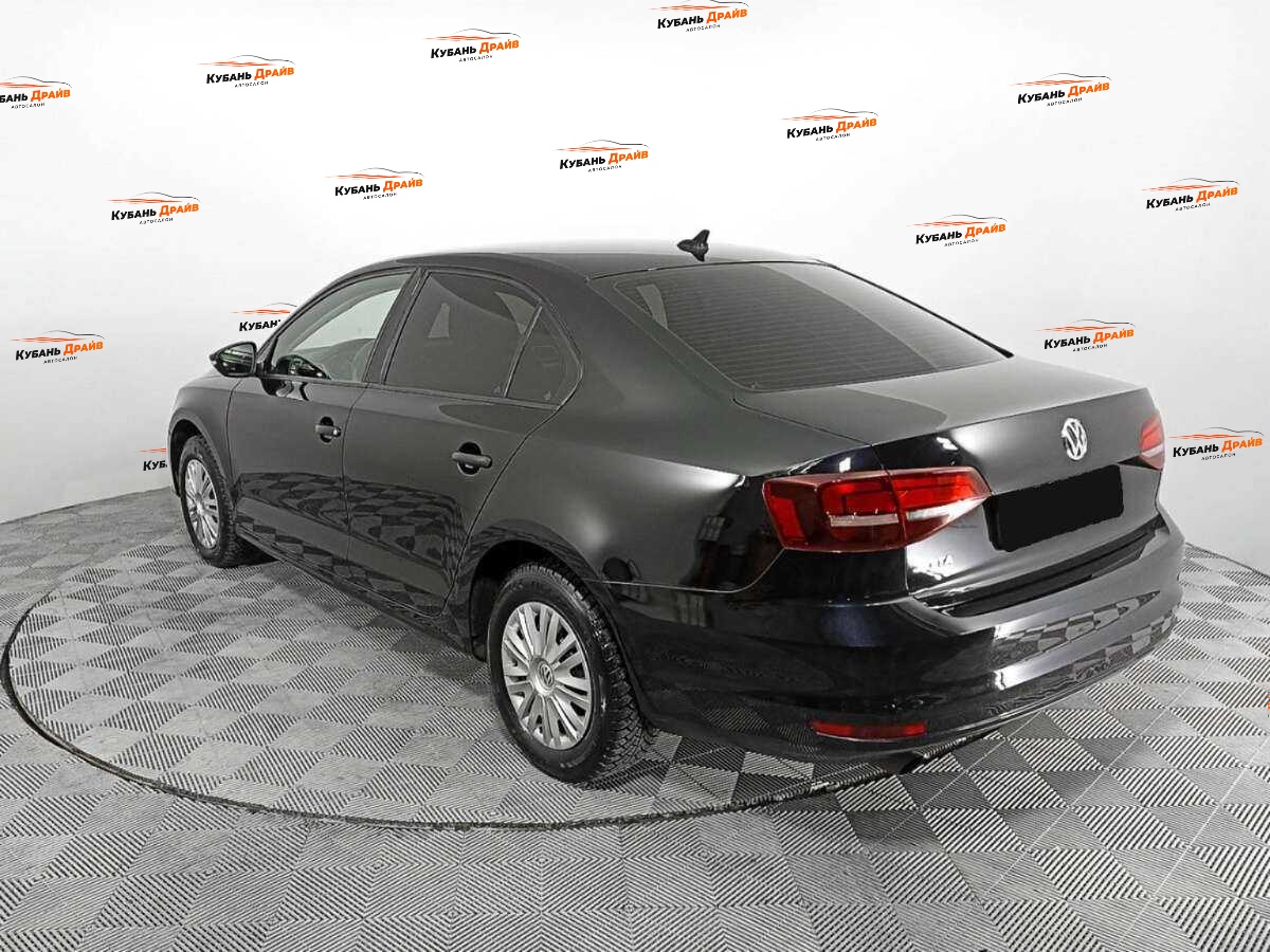 Volkswagen Jetta 2018 года с пробегом. Фото: #5