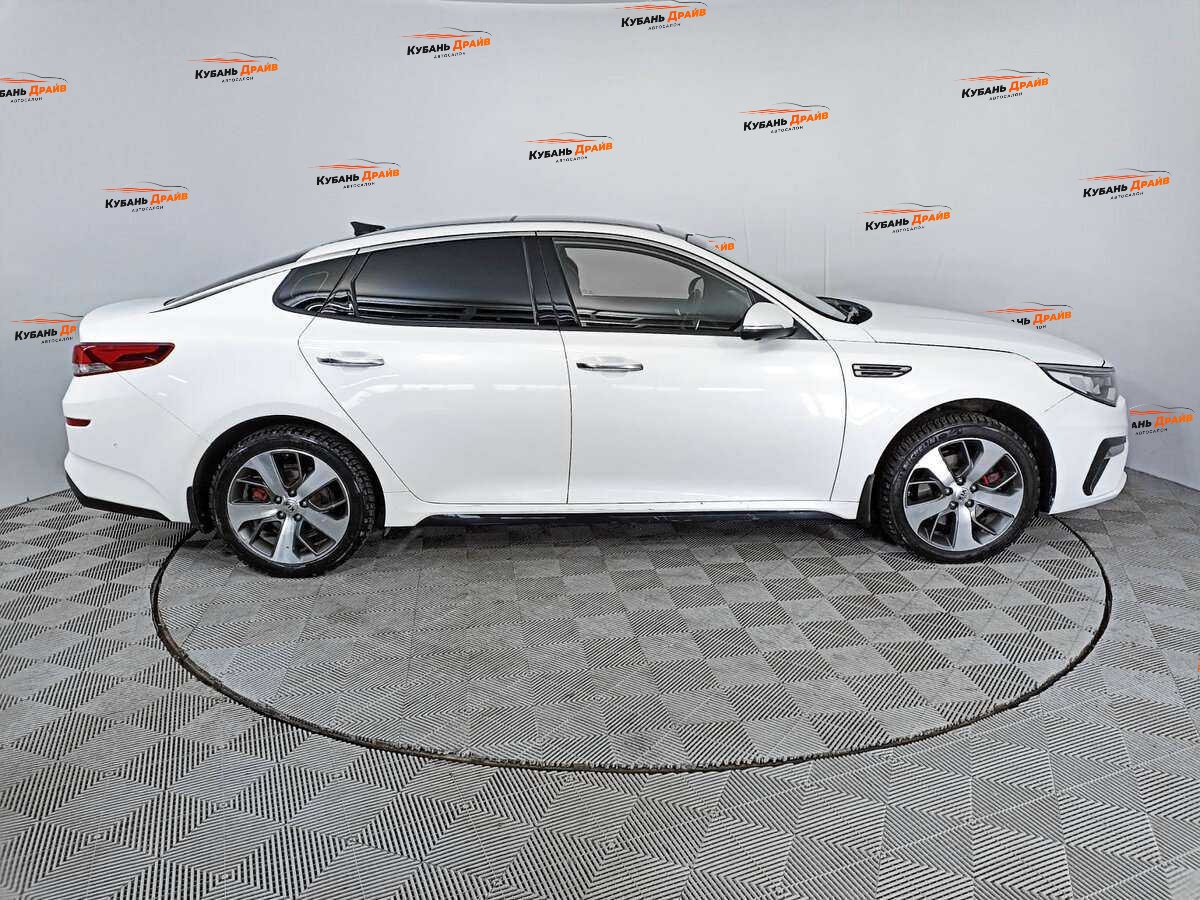 Kia Optima 2018 года с пробегом. Фото: #3