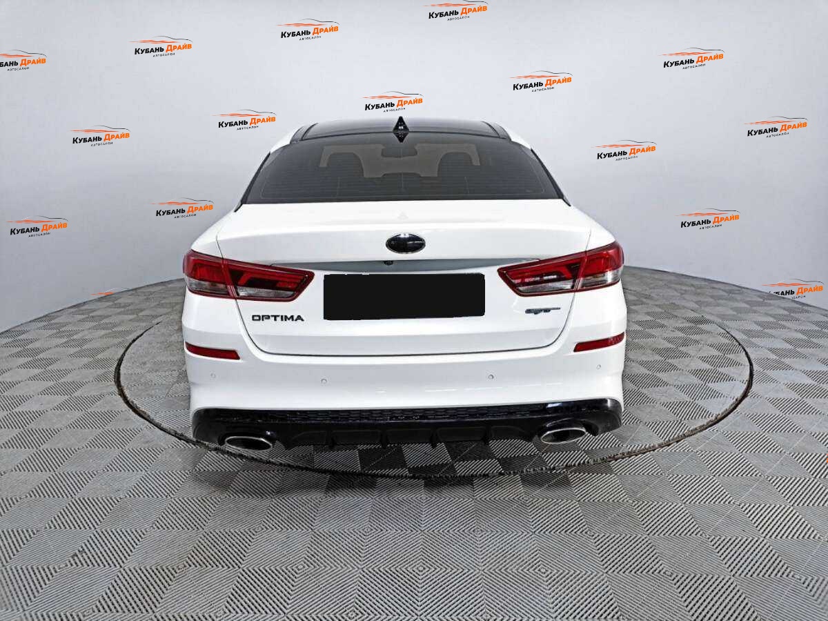 Kia Optima 2018 года с пробегом. Фото: #5