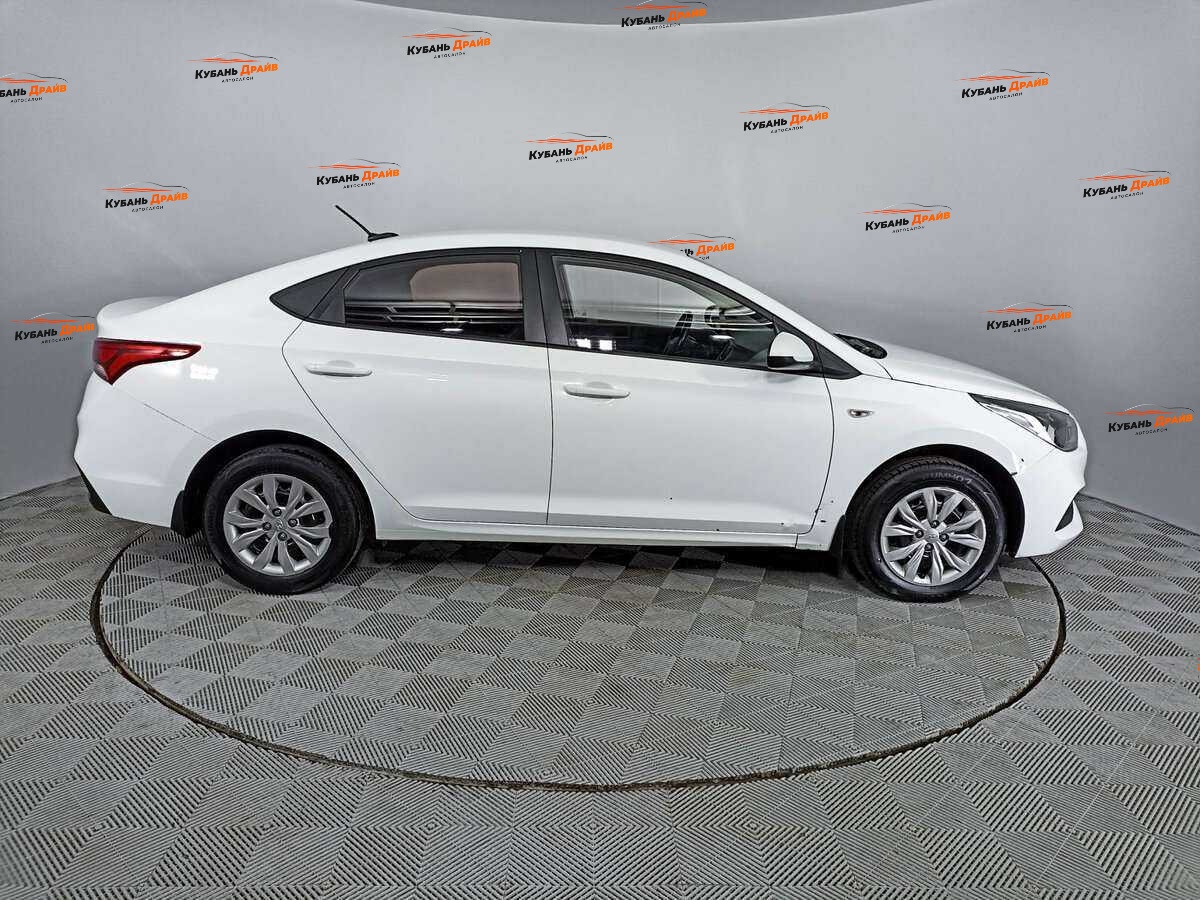 Hyundai Solaris 2018 года с пробегом. Фото: #3