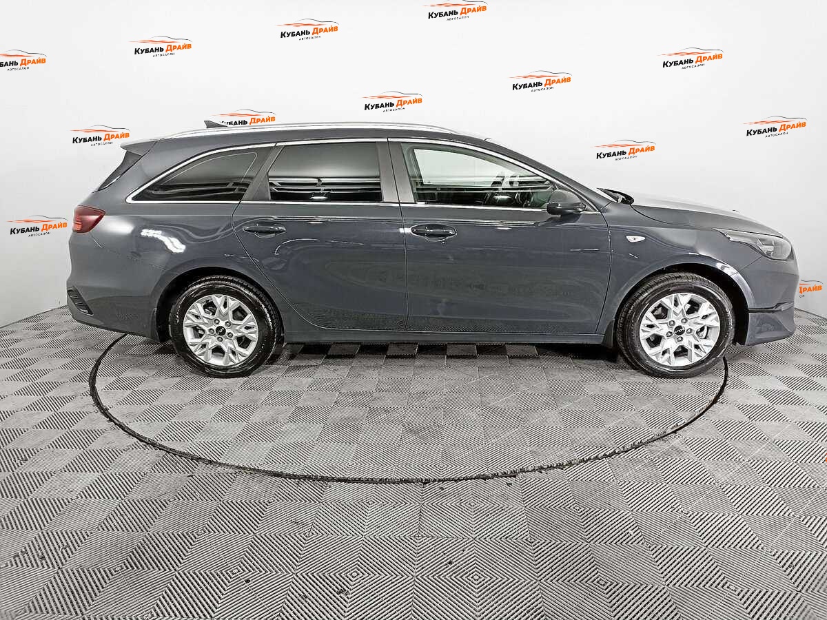 Kia Ceed 2022 года с пробегом. Фото: #3