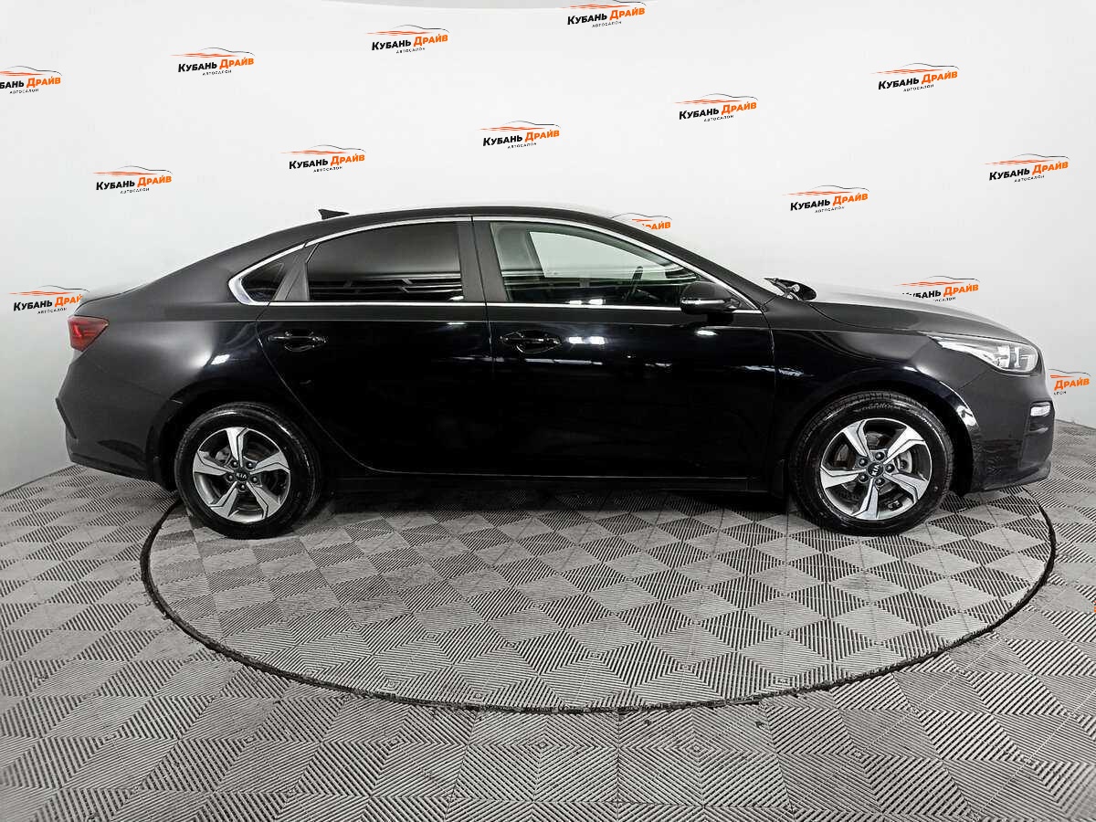 Kia Cerato 2019 года с пробегом. Фото: #3