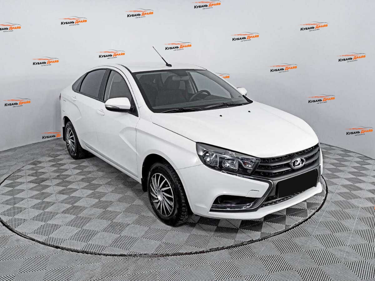 Lada (ВАЗ) Vesta 2020 года с пробегом. Фото: #2
