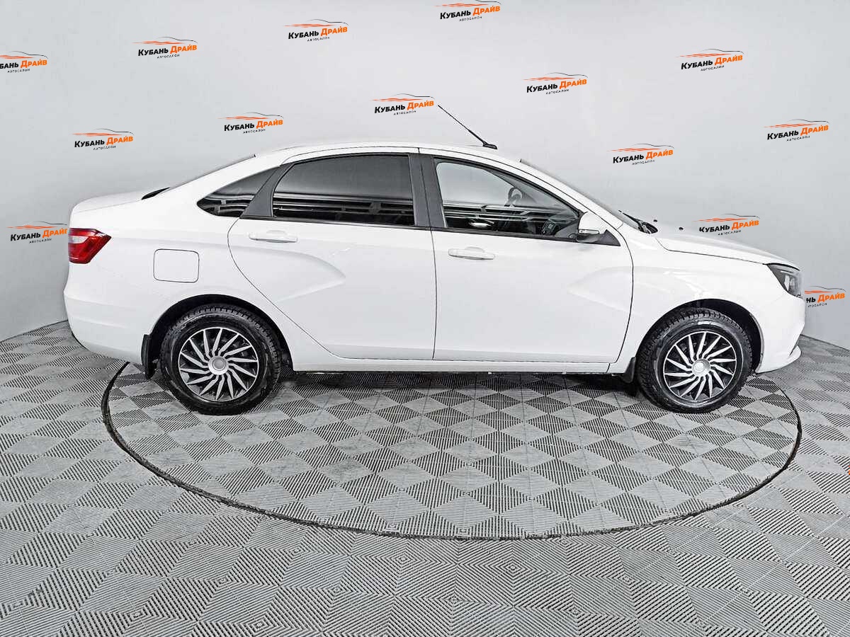 Lada (ВАЗ) Vesta 2020 года с пробегом. Фото: #3