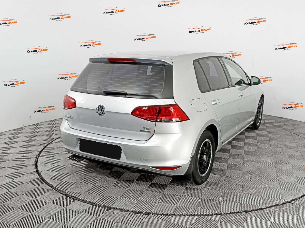 Volkswagen Golf 2013 года с пробегом. Фото: #4