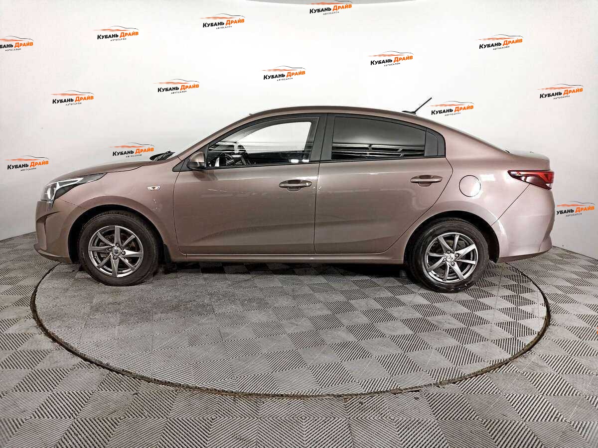 Kia Rio 2021 года с пробегом. Фото: #7
