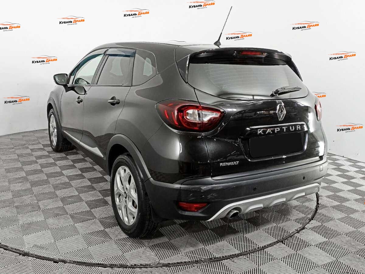 Renault Kaptur 2016 года с пробегом. Фото: #5