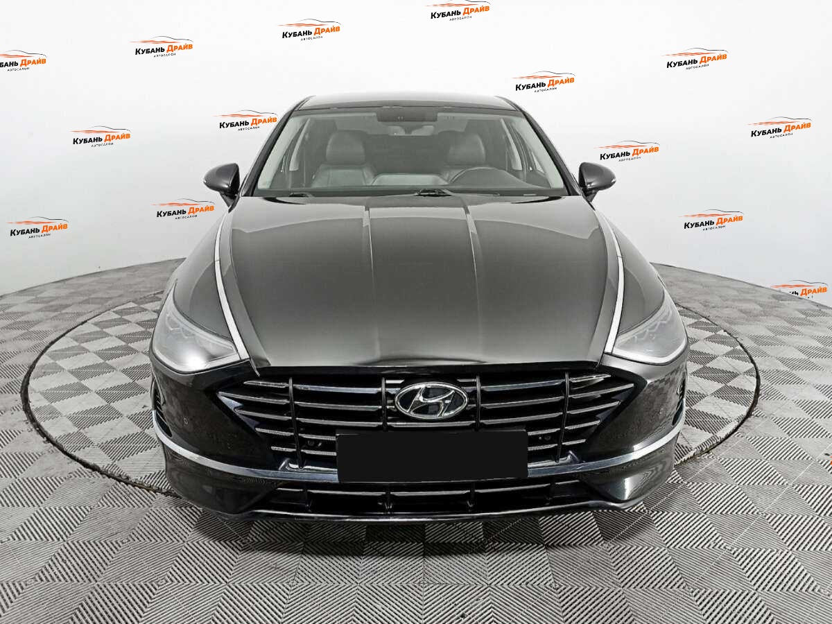 Hyundai Sonata 2019 года с пробегом. Фото: #1