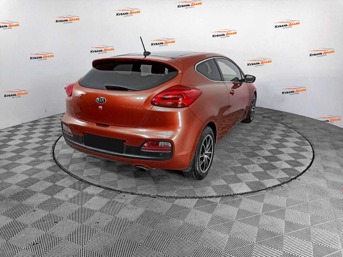 Kia Ceed 2013 года с пробегом. Фото: #4