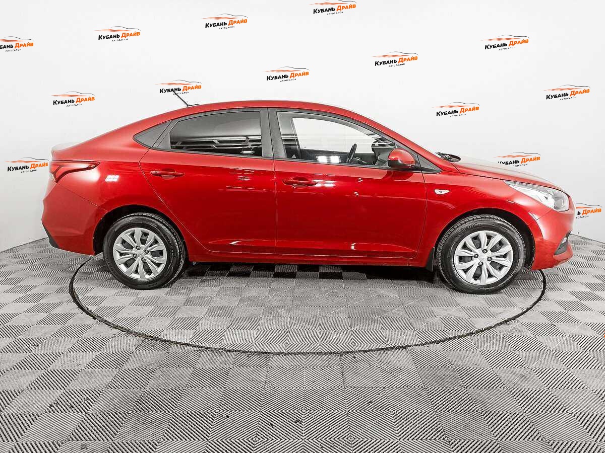 Hyundai Solaris 2019 года с пробегом. Фото: #3