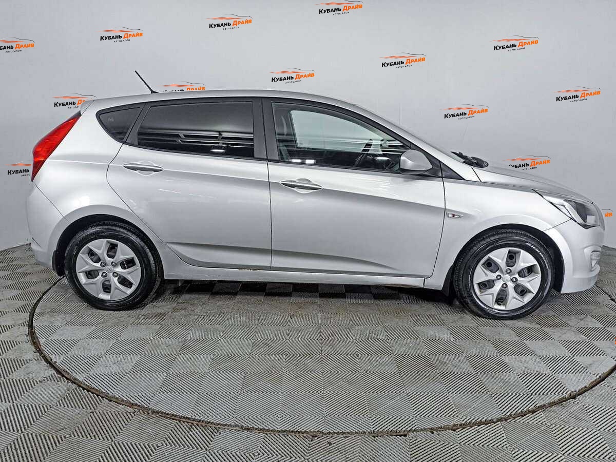 Hyundai Solaris 2016 года с пробегом. Фото: #3