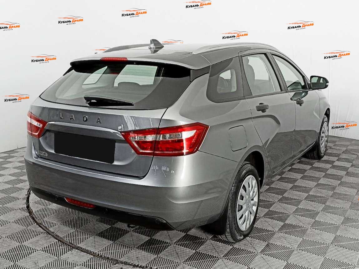Lada (ВАЗ) Vesta 2019 года с пробегом. Фото: #3