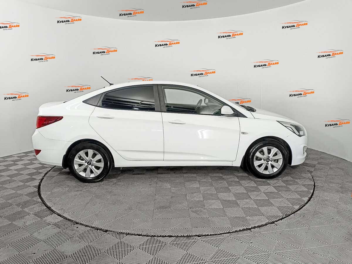 Hyundai Solaris 2016 года с пробегом. Фото: #3