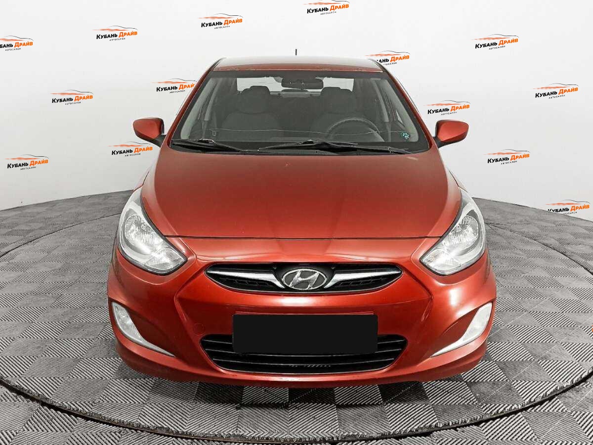 Hyundai Solaris 2012 года с пробегом. Фото: #1