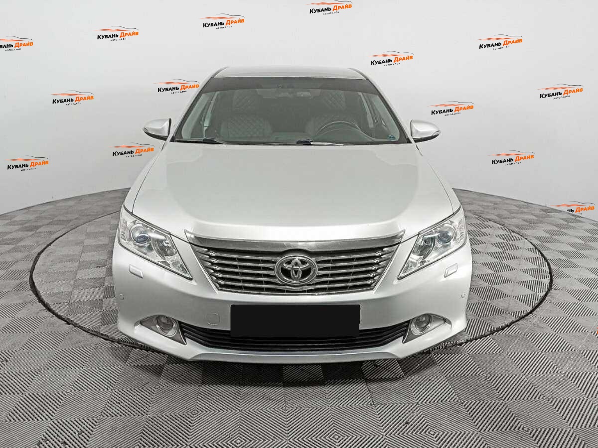 Toyota Camry 2014 года с пробегом. Фото: #1