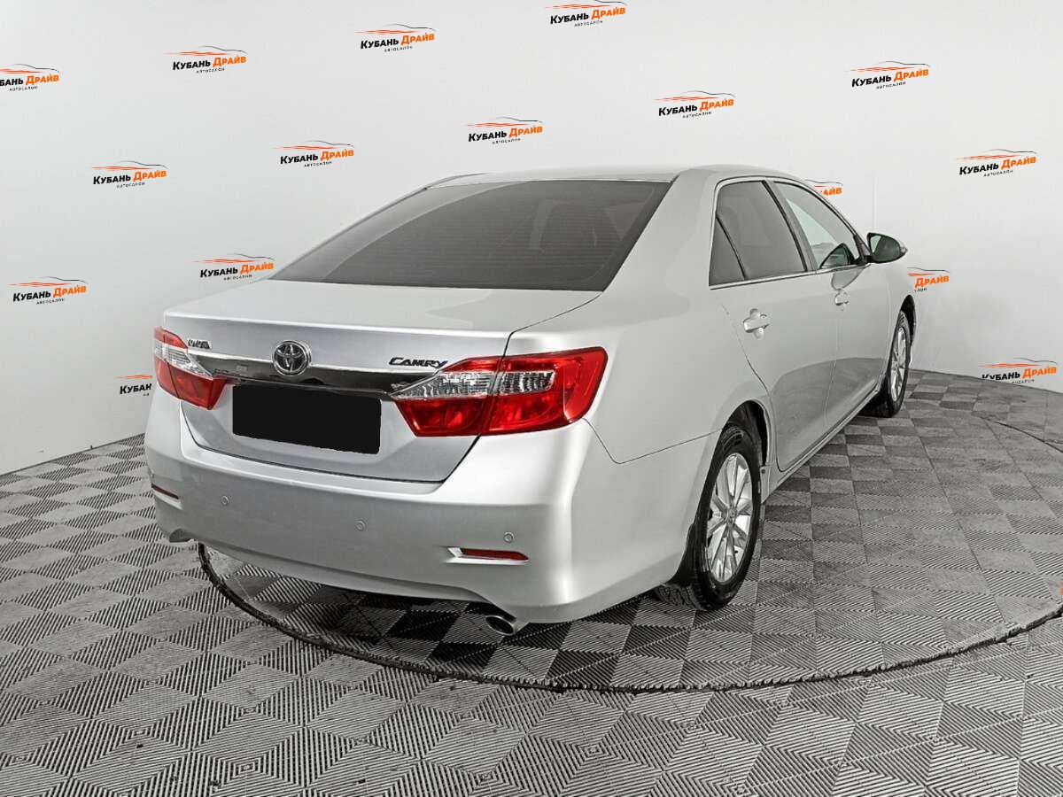 Toyota Camry 2014 года с пробегом. Фото: #4