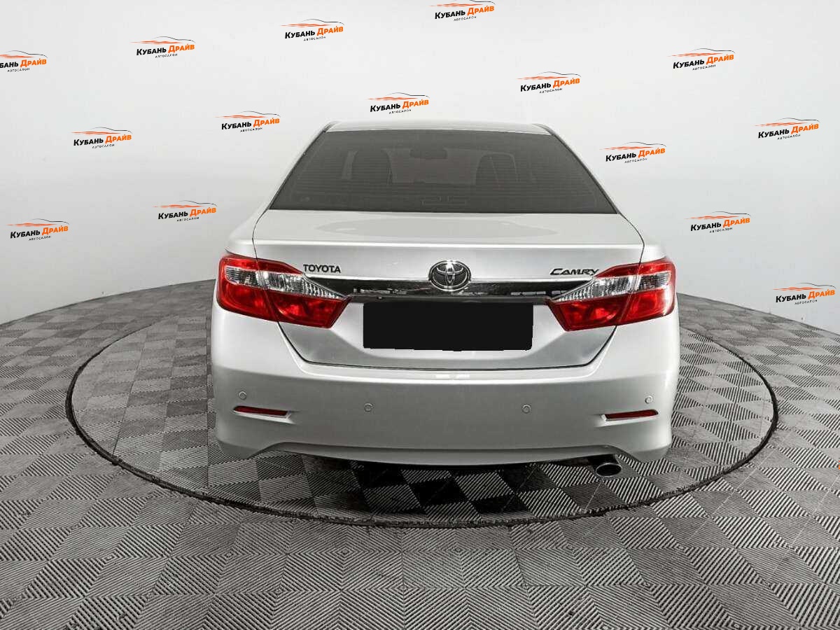 Toyota Camry 2014 года с пробегом. Фото: #5