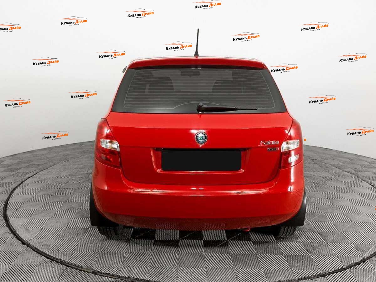 Skoda Fabia 2012 года с пробегом. Фото: #5