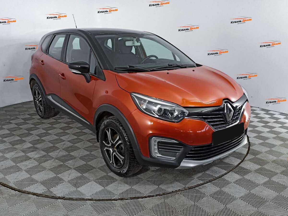Renault Kaptur 2016 года с пробегом. Фото: #2