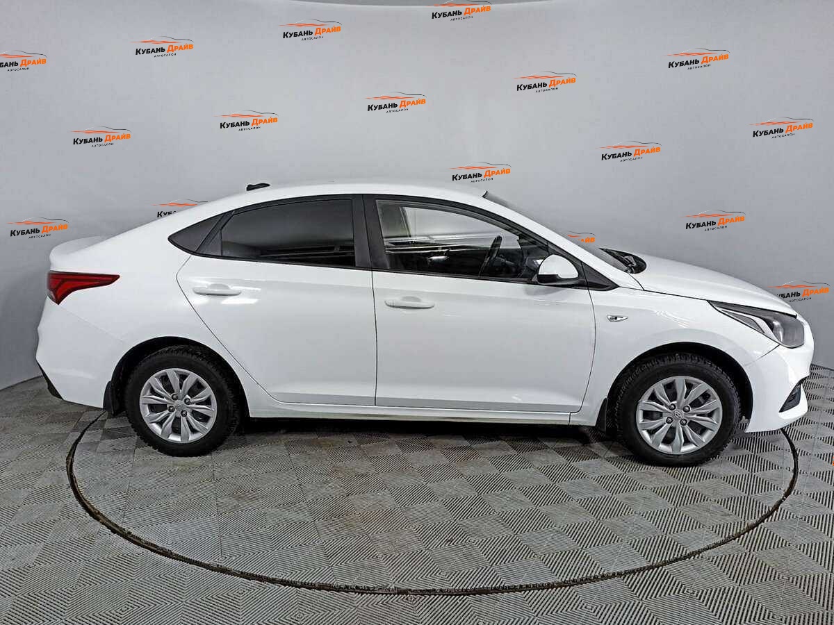 Hyundai Solaris 2017 года с пробегом. Фото: #3