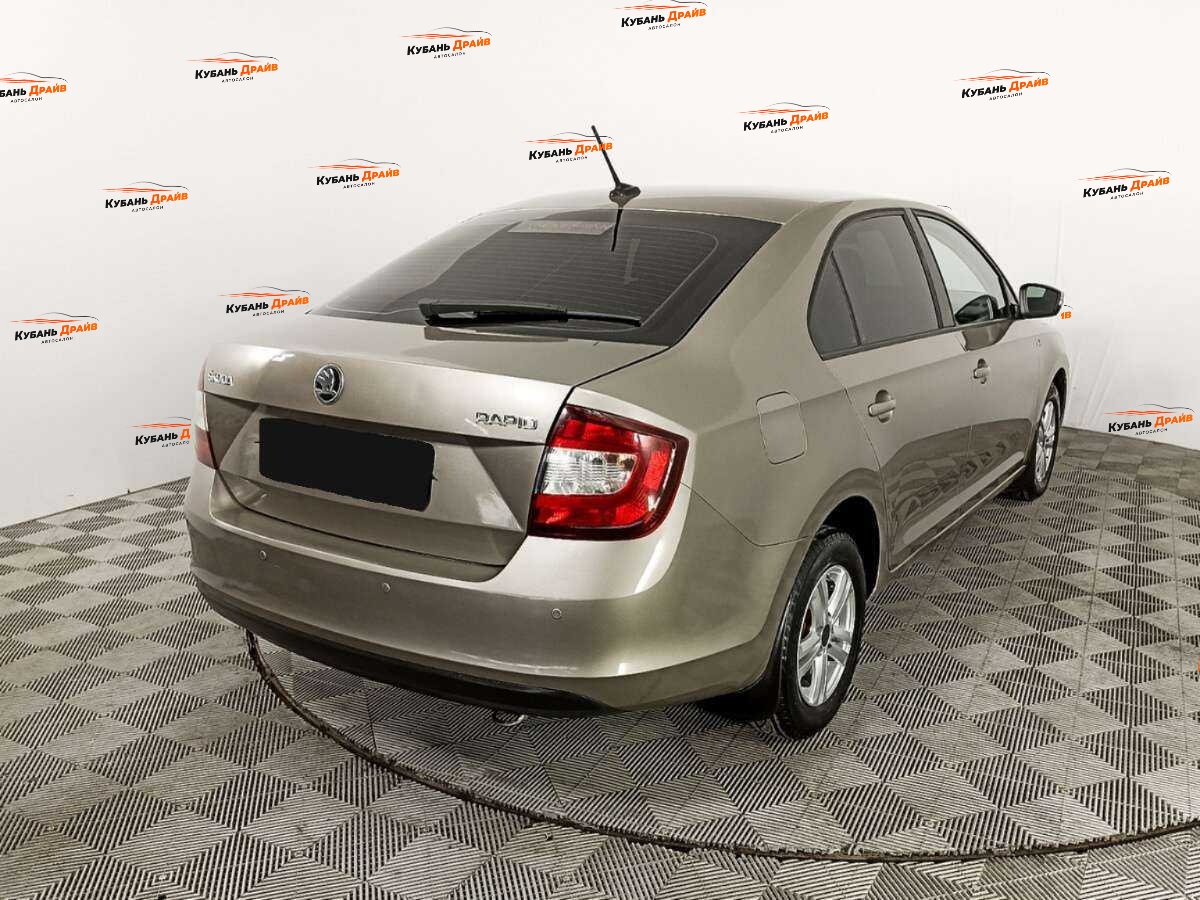 Skoda Rapid 2019 года с пробегом. Фото: #4