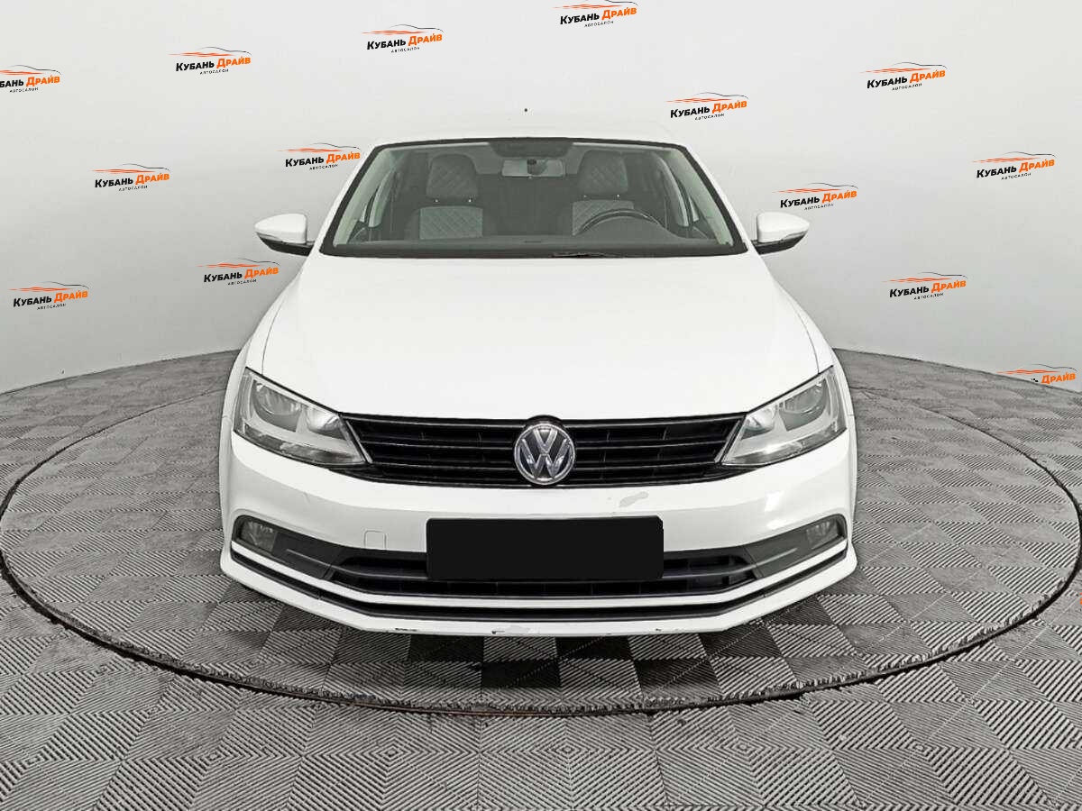 Volkswagen Jetta 2016 года с пробегом. Фото: #1