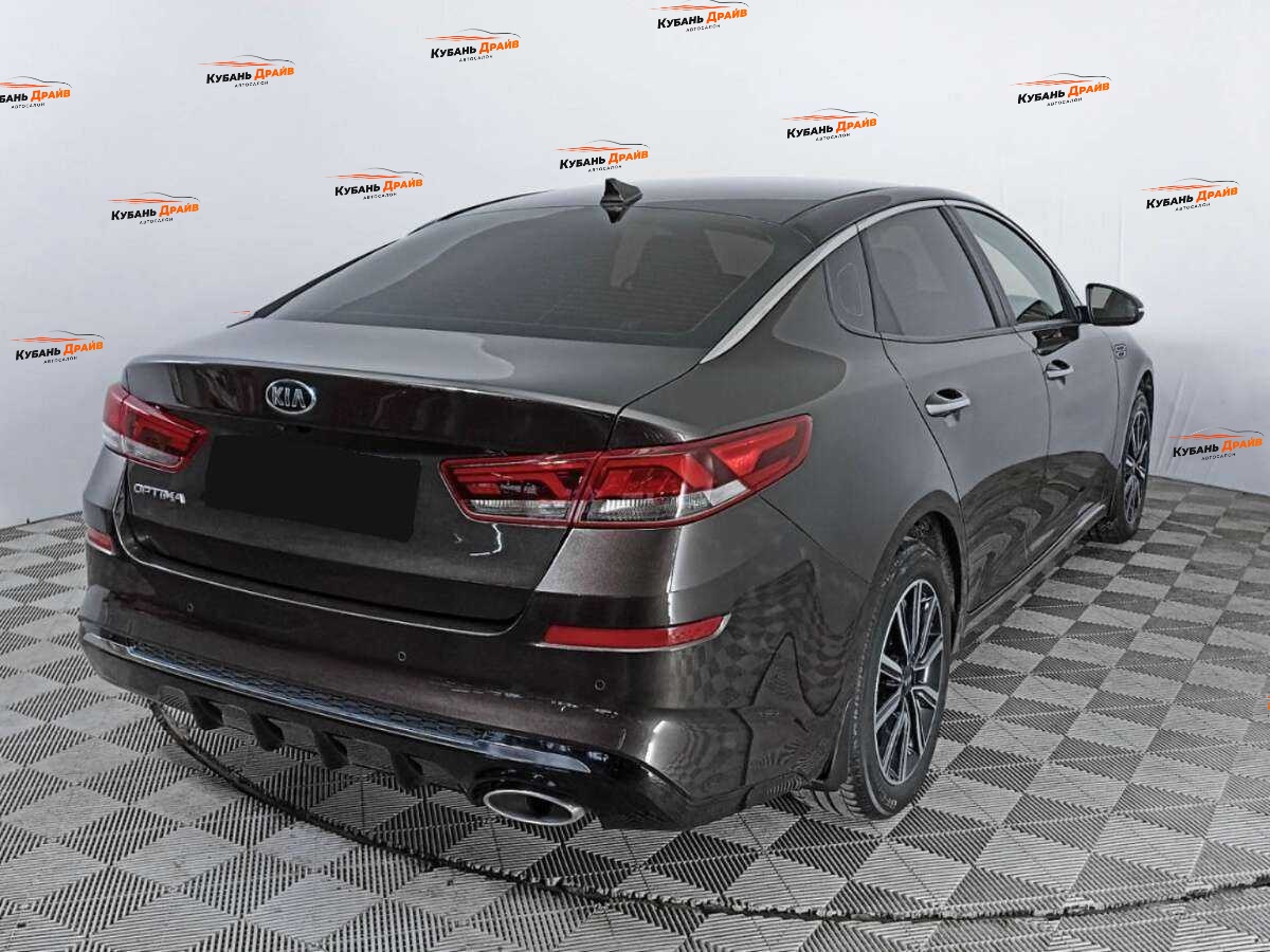 Kia Optima 2018 года с пробегом. Фото: #4
