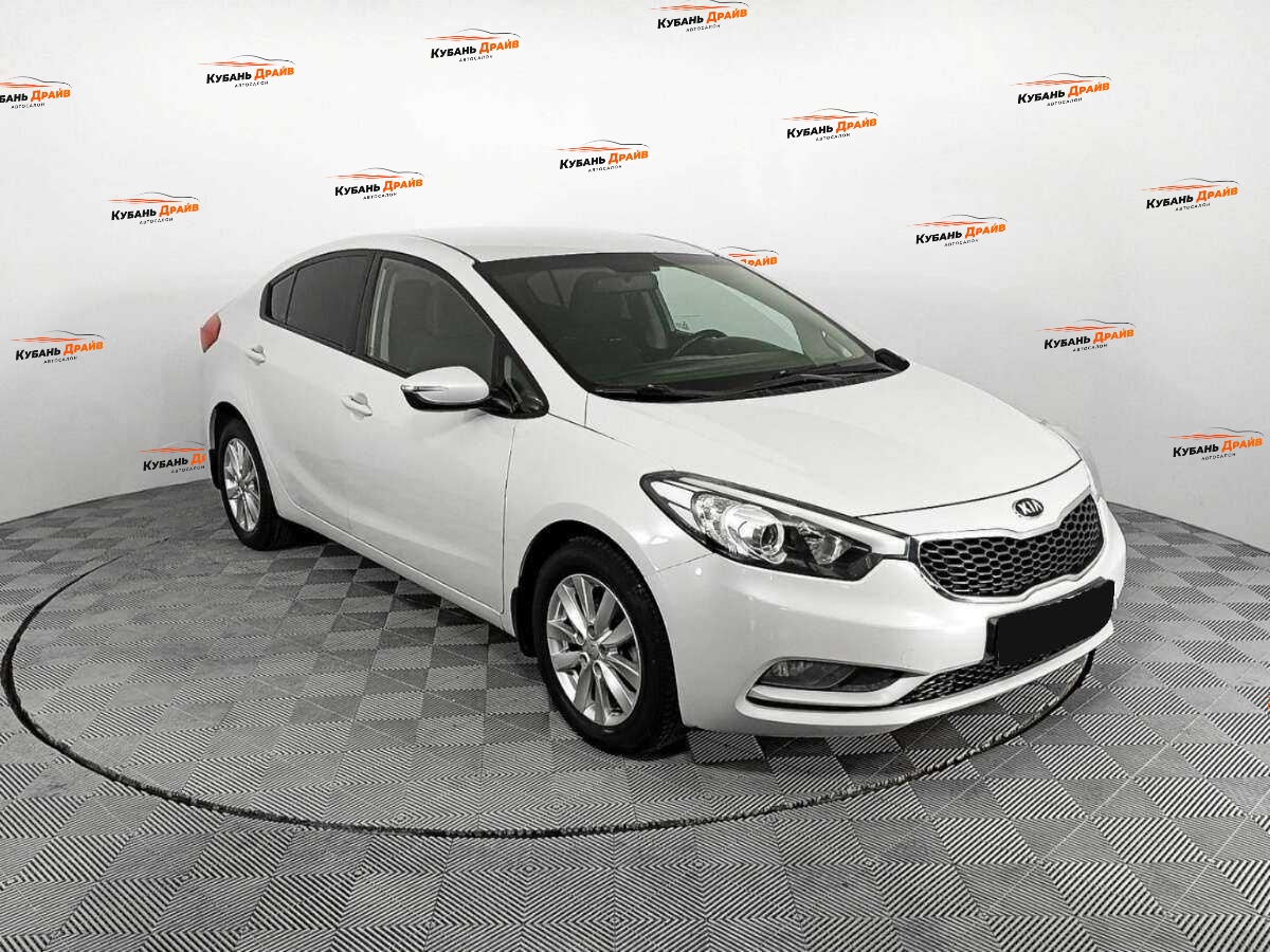 Kia Cerato 2014 года с пробегом. Фото: #2