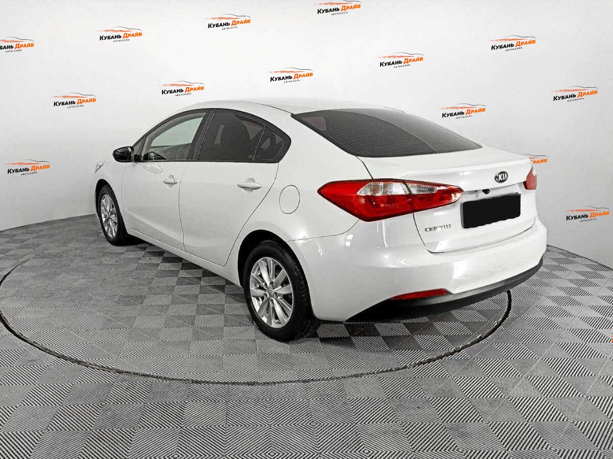 Kia Cerato 2014 года с пробегом. Фото: #6