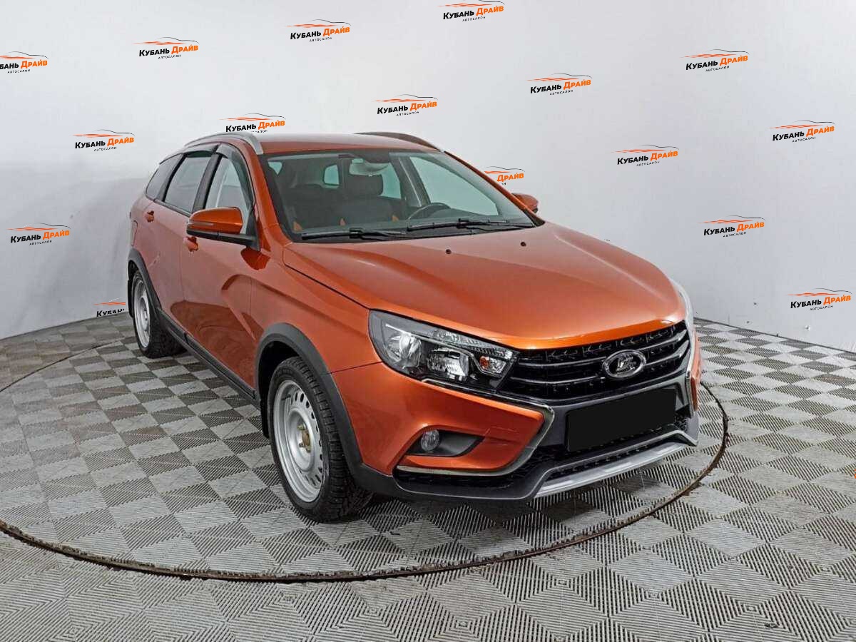 Lada (ВАЗ) Vesta 2021 года с пробегом. Фото: #2