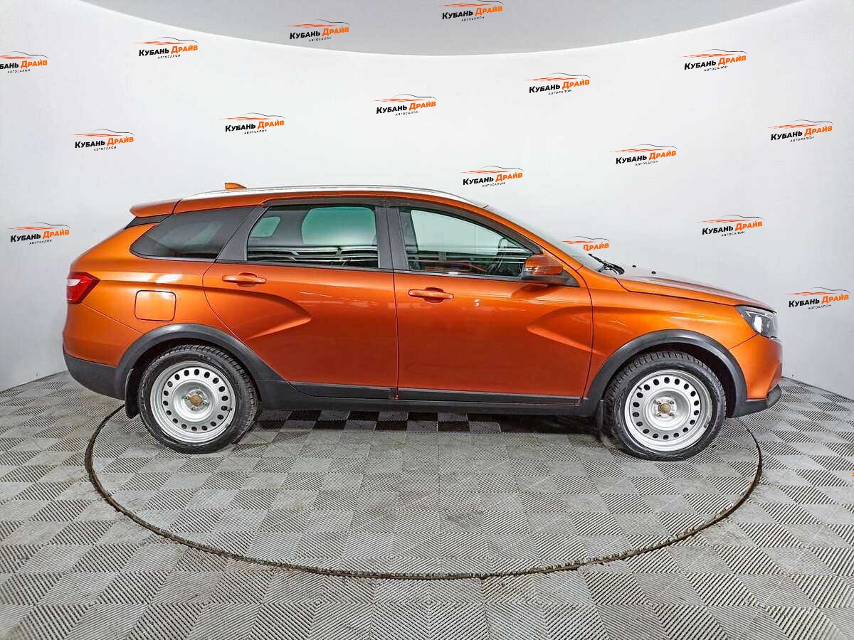 Lada (ВАЗ) Vesta 2021 года с пробегом. Фото: #3