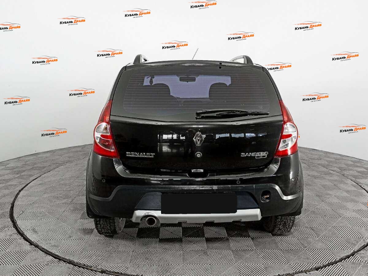 Renault Sandero 2013 года с пробегом. Фото: #4