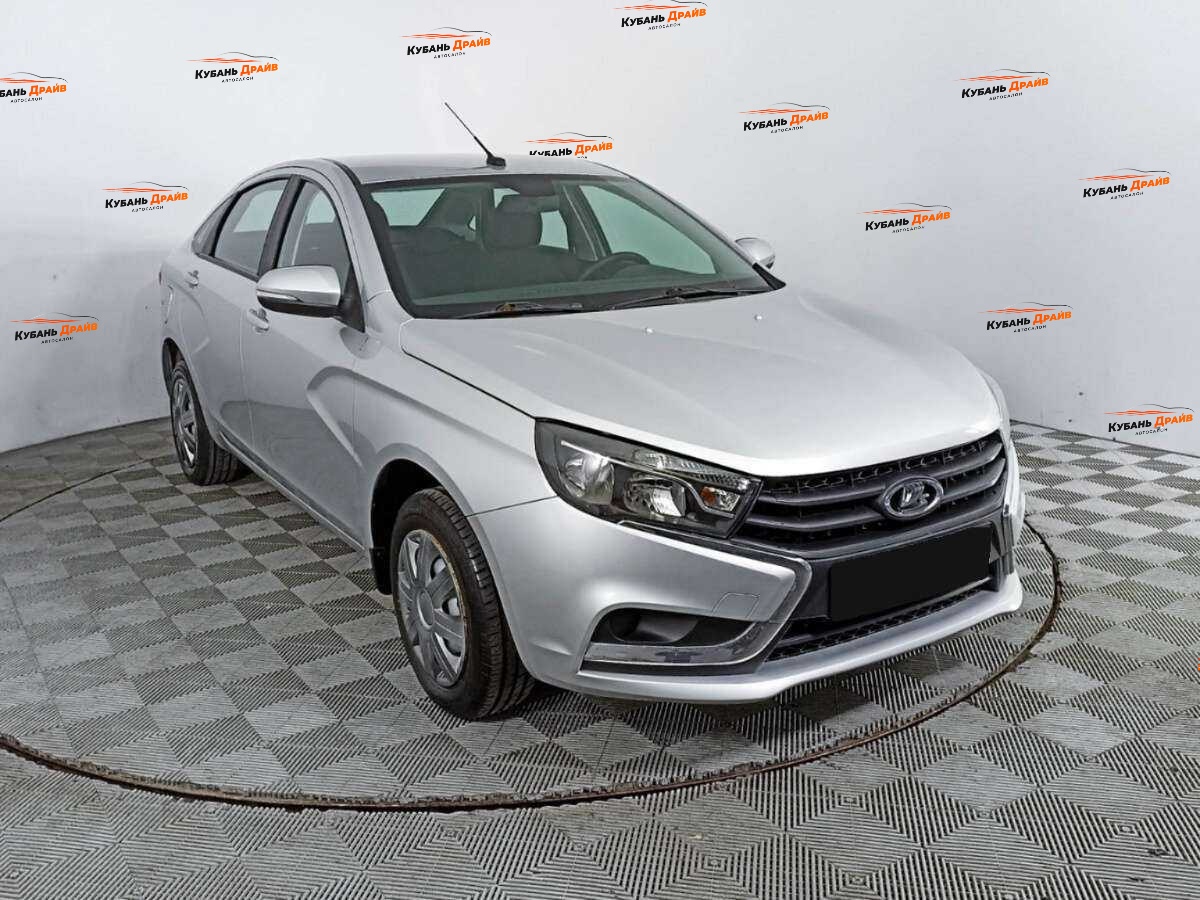 Lada (ВАЗ) Vesta 2015 года с пробегом. Фото: #2