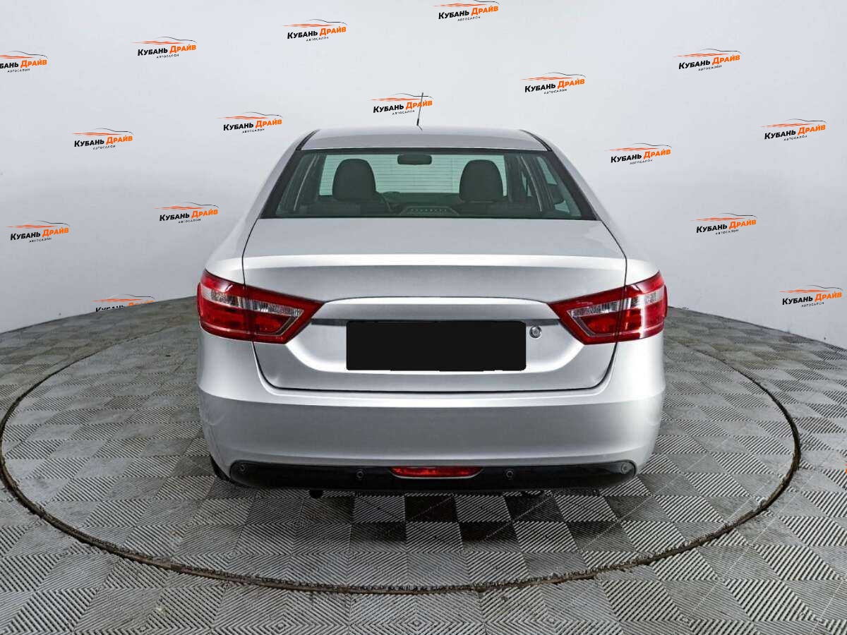 Lada (ВАЗ) Vesta 2015 года с пробегом. Фото: #4