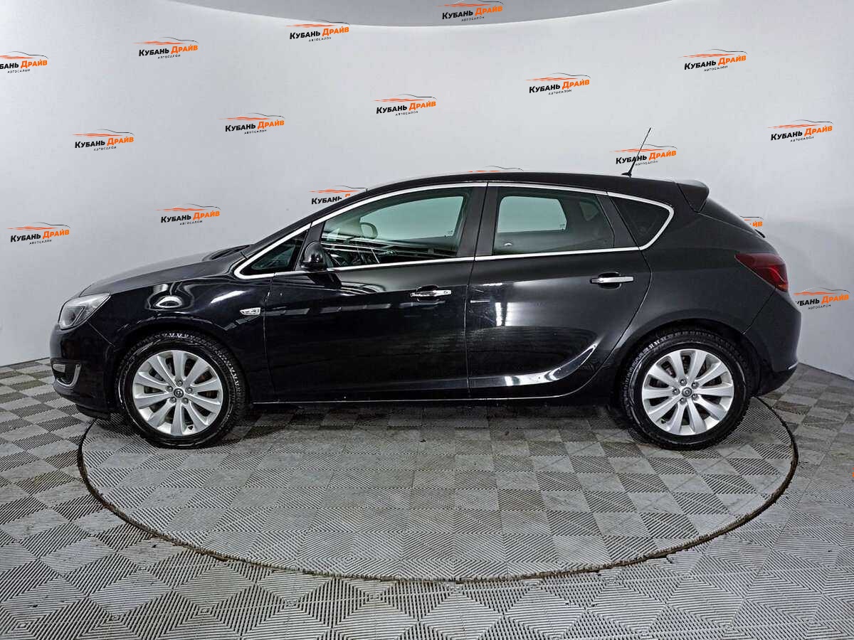 Opel Astra 2012 года с пробегом. Фото: #7